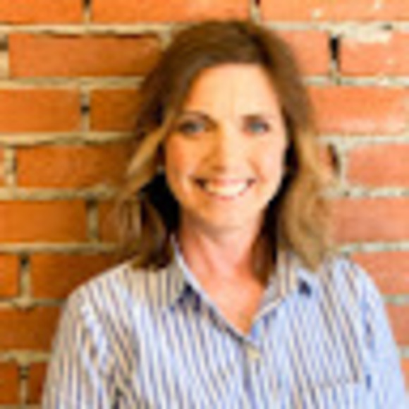 Meet your Posher, Jennifer - Picture 1 of 1